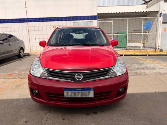 NISSAN TIIDA 1.8 SL 16V FLEX 4P AUTOMÁTICO NISSAN TIIDA 1.8 SL 16V FLEX 4P AUTOMÁTICO